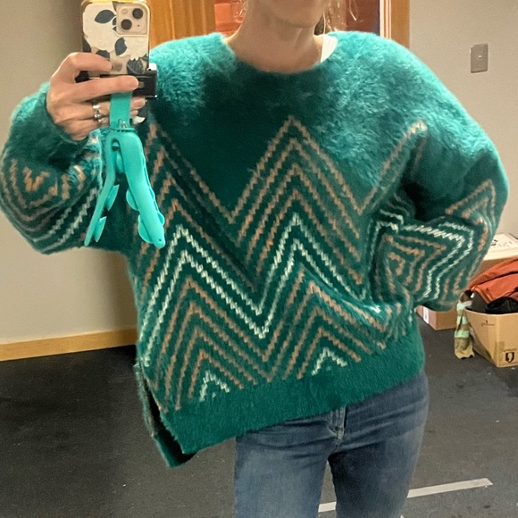 😍Arula Turquoise Chevron Sweater😍 - Picture 13 of 16
